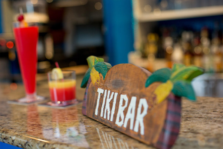 poolside bar turks and caicos