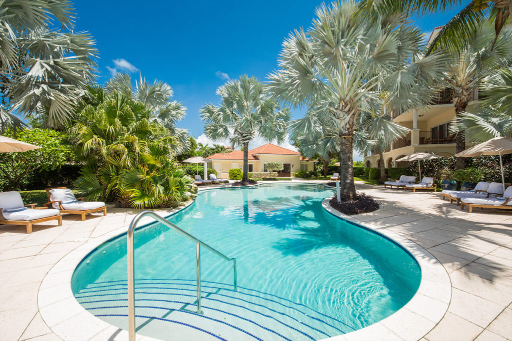 hotel with a pool in turks caicos