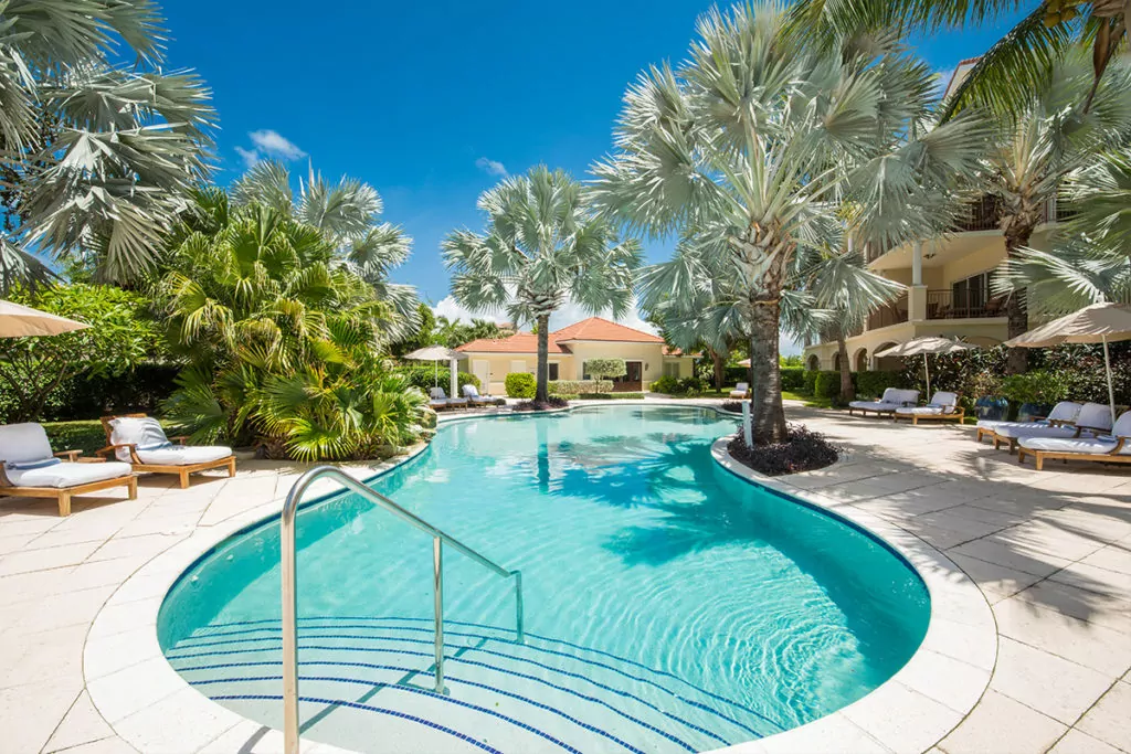 hotel with a pool in turks caicos